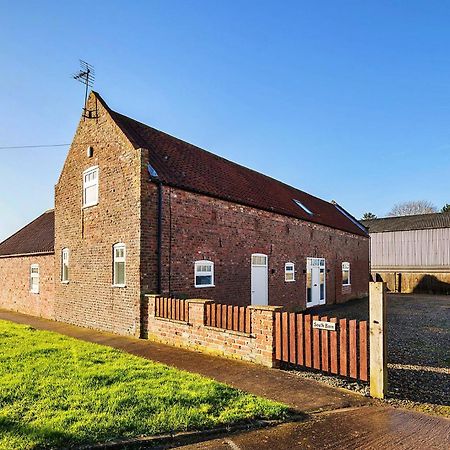 Finest Retreats - South Barn Villa Winestead Exterior photo